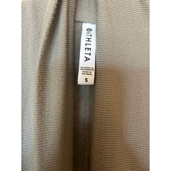 Women's Athleta Pranayama Wrap Cardigan S Sage Green Gray (Herb Olive) - Picture 4 of 8